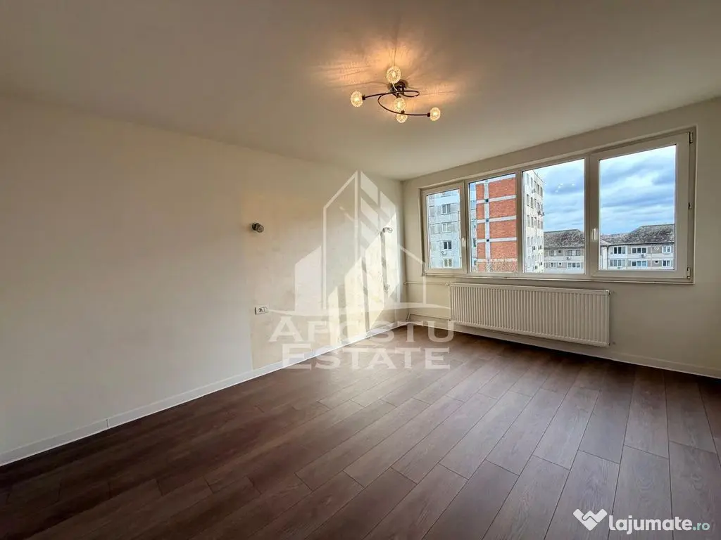 Apartament 2 camere, complet renovat, zona Circumvalatiunii