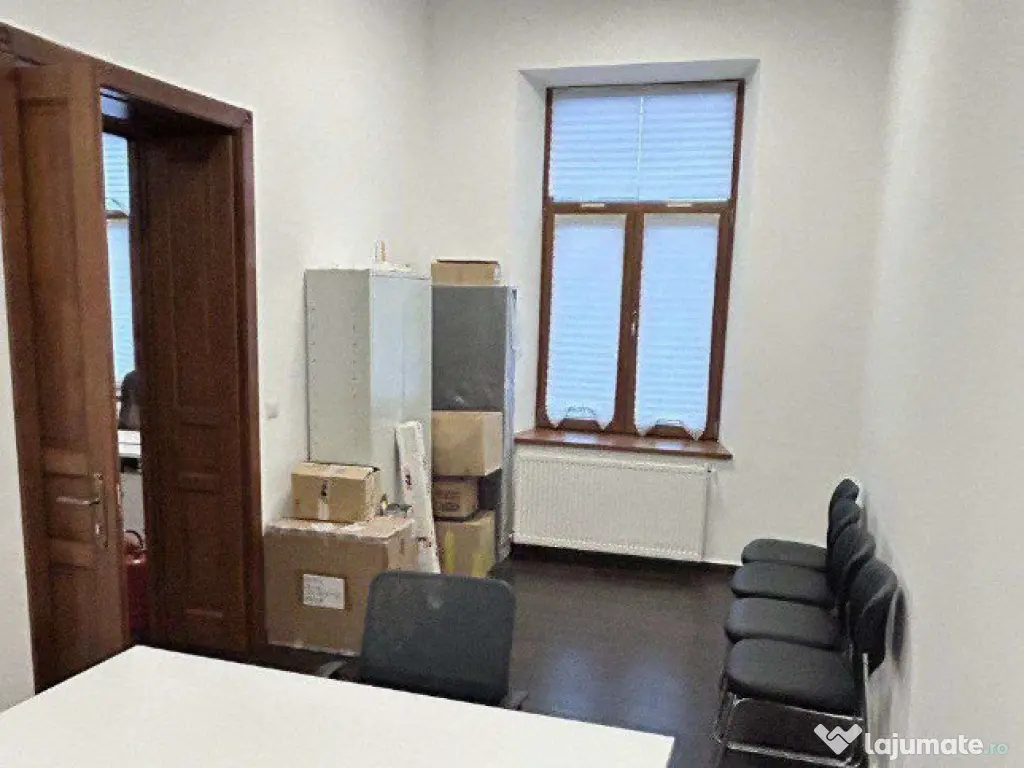 Spatii de birouri pe Aurel Vlaicu, Tatarasi. 44mp si 75mp. Comision 0