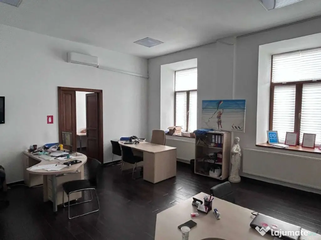 Spatii de birouri pe Aurel Vlaicu, Tatarasi. 44mp si 75mp. Comision 0
