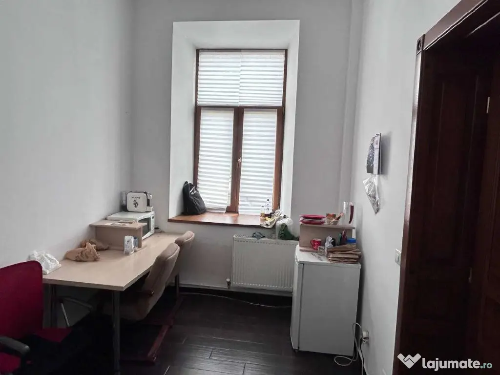 Spatii de birouri pe Aurel Vlaicu, Tatarasi. 44mp si 75mp. Comision 0