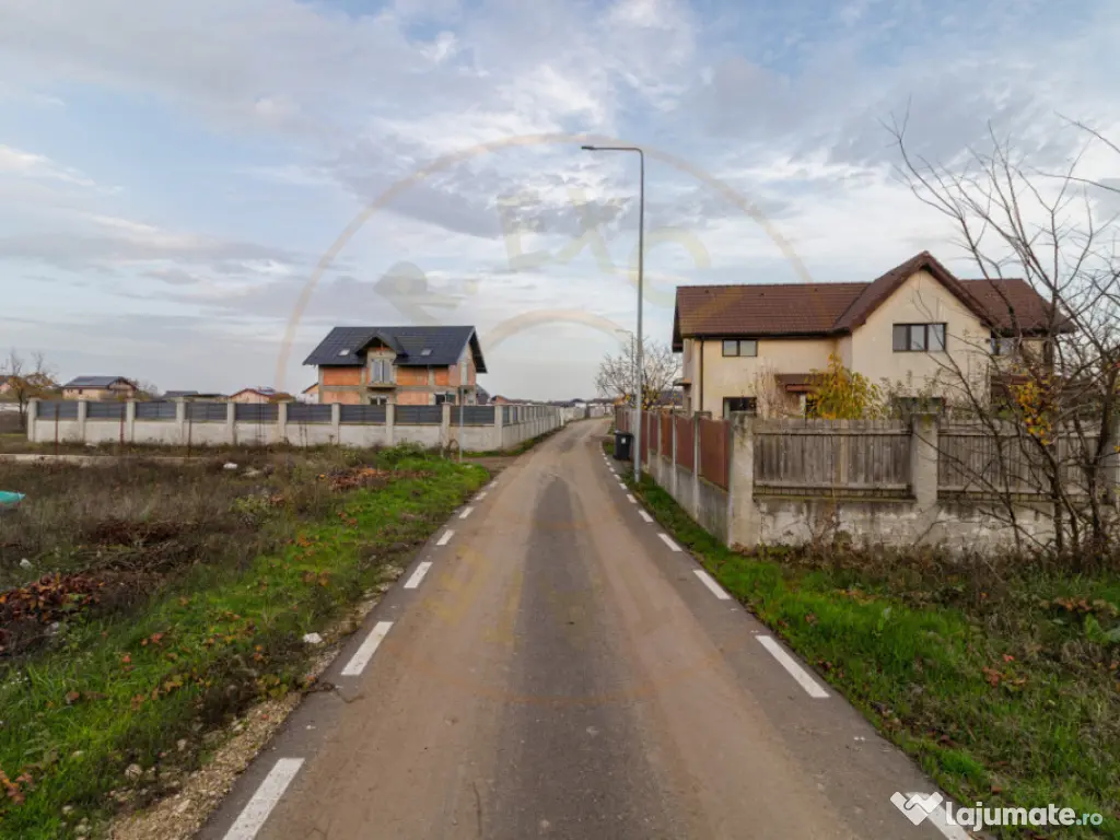 Teren intravilan 634 mp Domnești