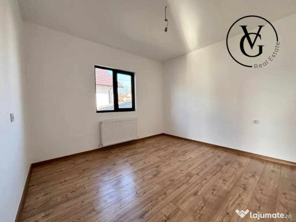 Casă la sol, 3 camere - 211 mp - Lumina