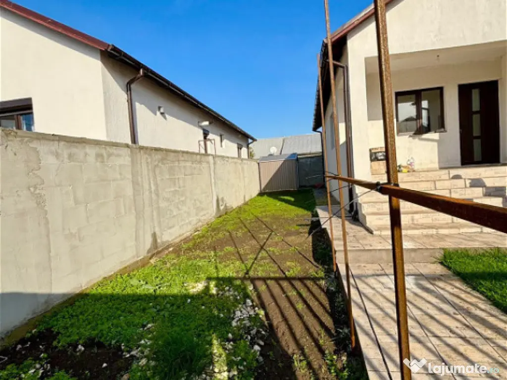 Casă la sol, 3 camere - 211 mp - Lumina