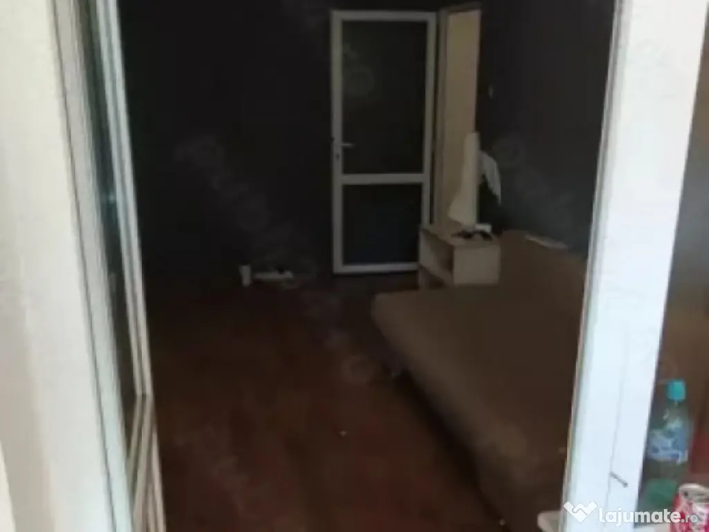 Apartament 3 cam., semi-decomandat, Inel 2, etaj 1 