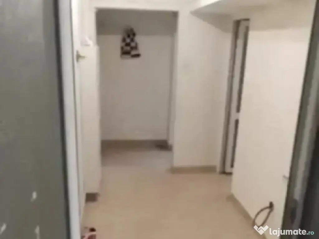 Apartament 3 cam., semi-decomandat, Inel 2, etaj 1 