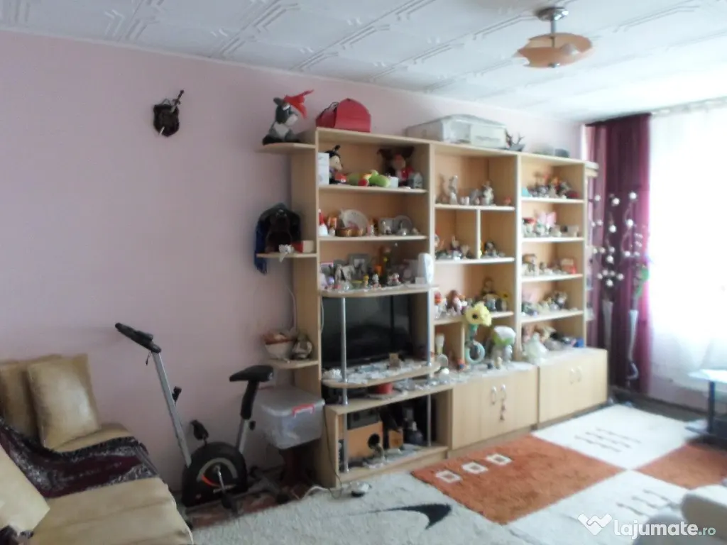 Apartament 3 camere, decomandat in Ploiesti, 9 Mai