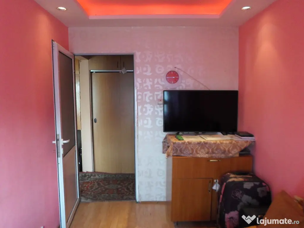 Apartament 3 camere, decomandat in Ploiesti, 9 Mai 