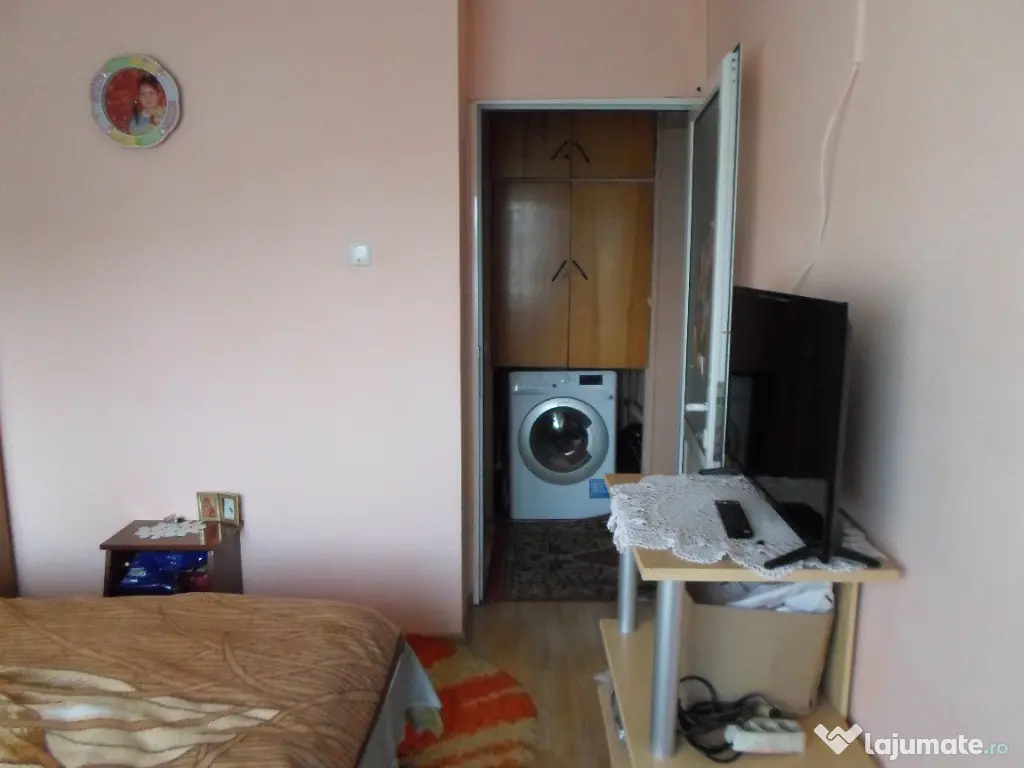 Apartament 3 camere, decomandat in Ploiesti, 9 Mai 