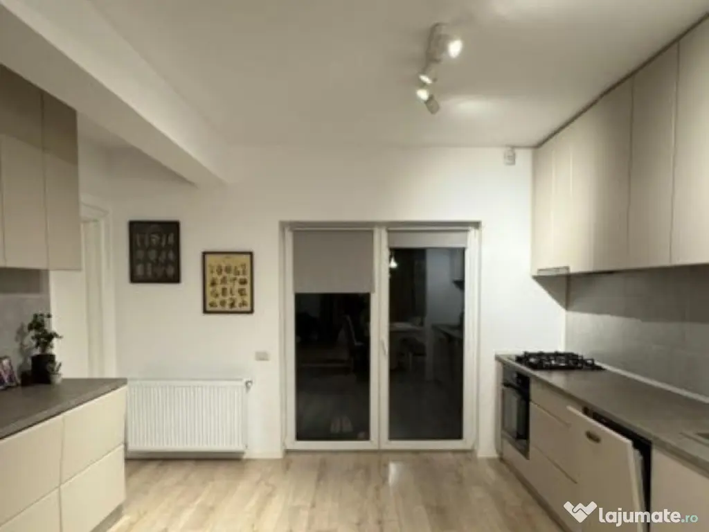 Casa 4 camere, P+1+Pod, toate utilitatile