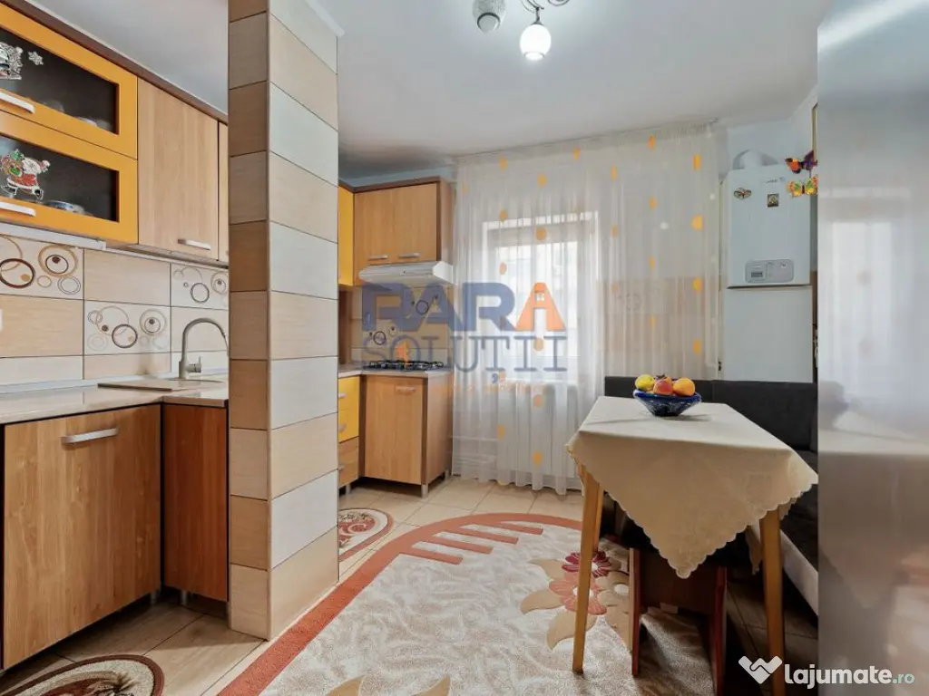 Apartament 3 camere mari, 75 mp, etaj 1, zona Favorit 
