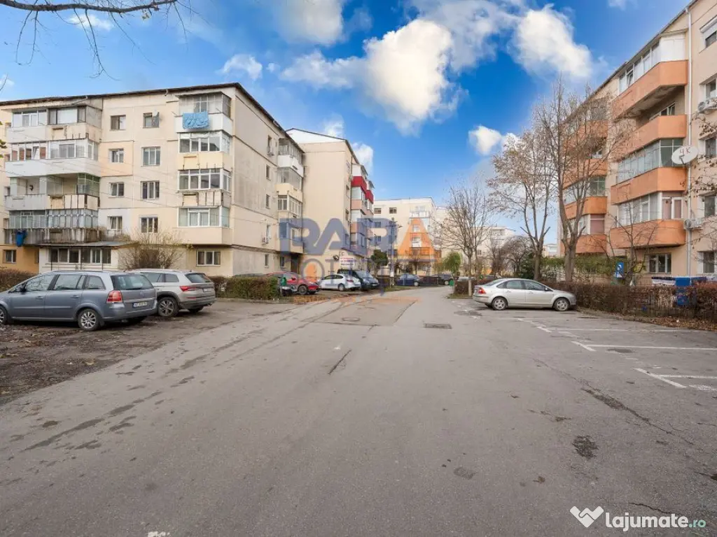 Apartament 3 camere mari, 75 mp, etaj 1, zona Favorit 