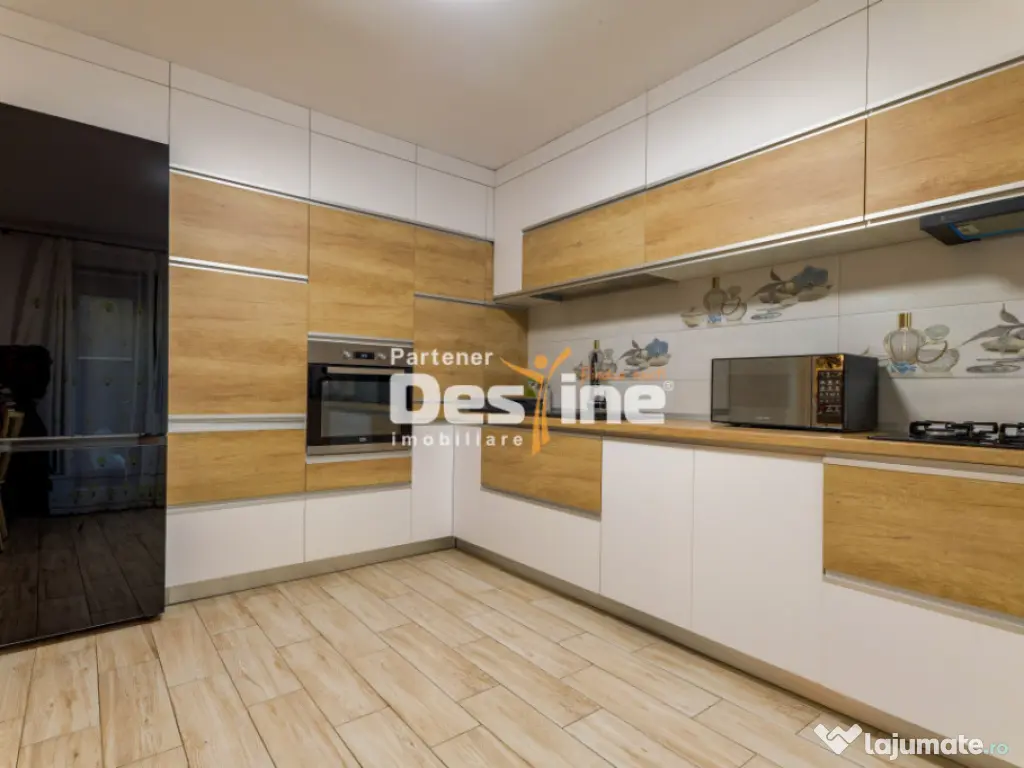 Casă individuală stil grecesc cu 5 camere S+P+1+pod, 200 m 