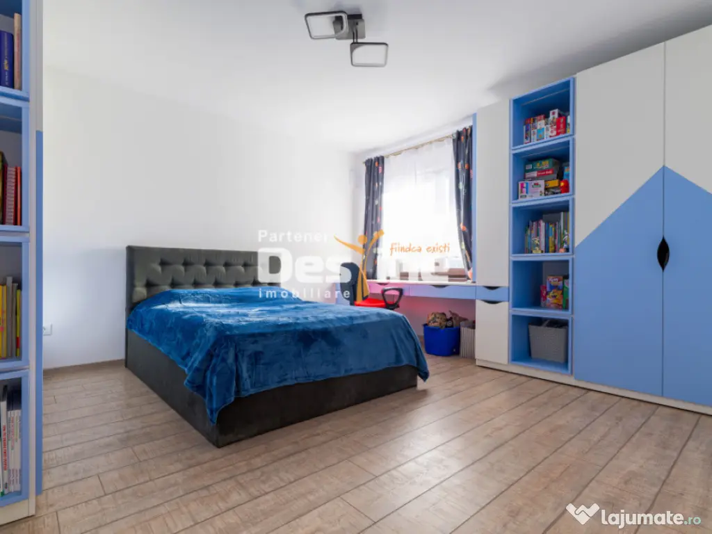 Casă individuală stil grecesc cu 5 camere S+P+1+pod, 200 m 