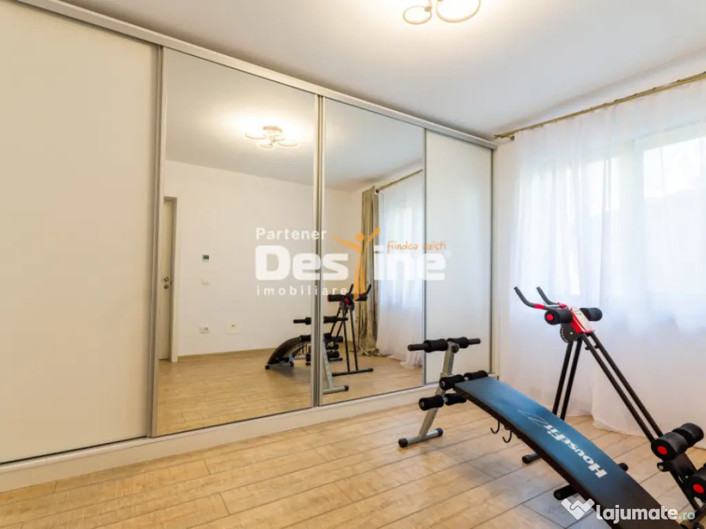 Casă individuală stil grecesc cu 5 camere S+P+1+pod, 200 m 