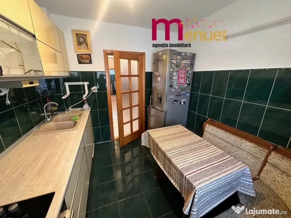 Apartament 3 camere,str.Babadag,parter 