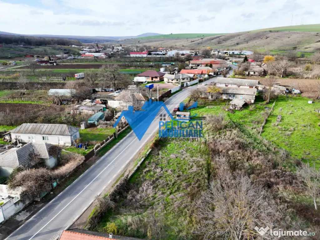 Casa cu teren in CIUCUROVA - 3317MP - la drumul National 