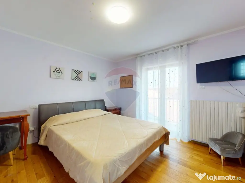 Doua case, 8 camere- oportunitate business - Bod, 2164 mp... 