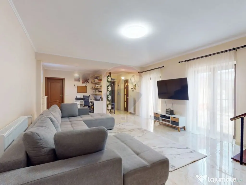 Doua case, 8 camere- oportunitate business - Bod, 2164 mp... 