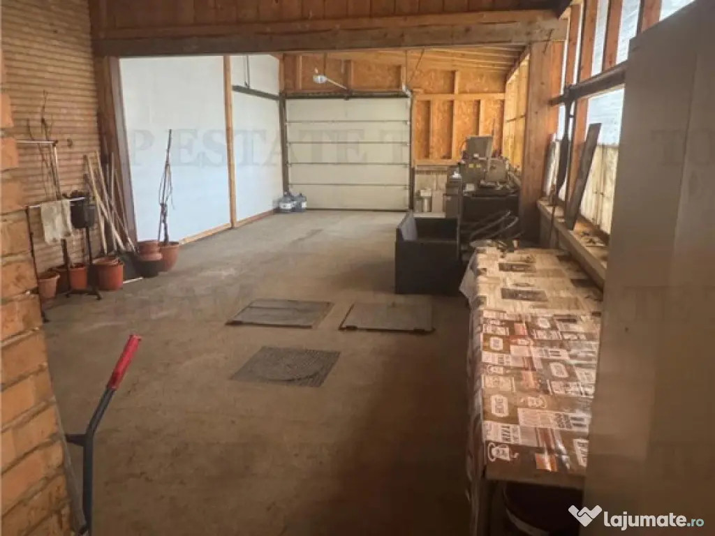 Apartament 3 camere plus curte proprie Eforie Nord 