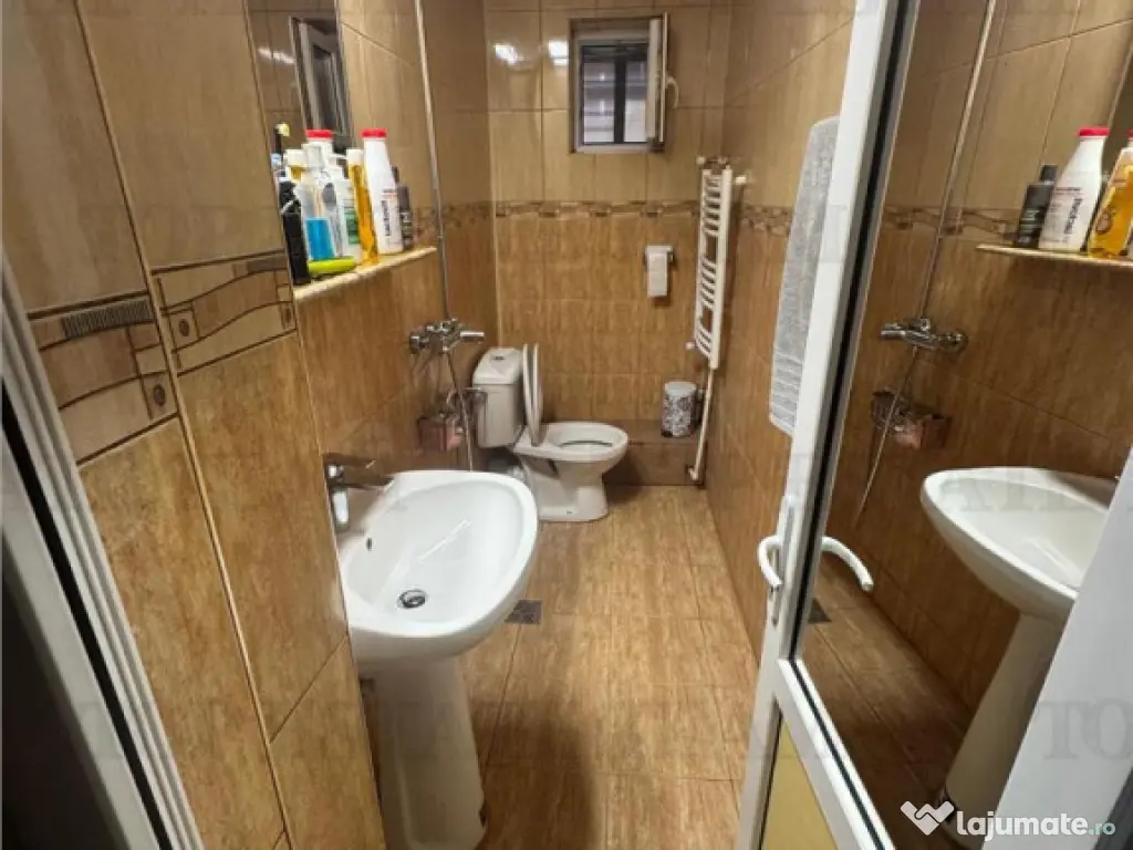 Apartament 3 camere plus curte proprie Eforie Nord 