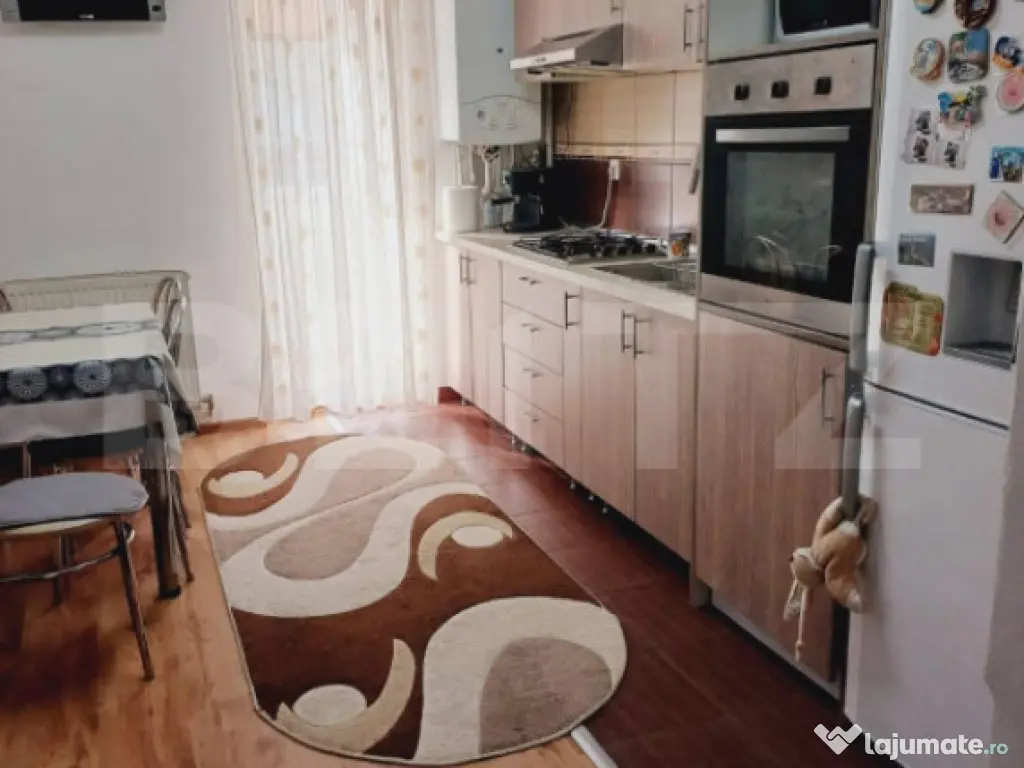 Apartament 2 camere,decomandat, 51 mp cu parcare