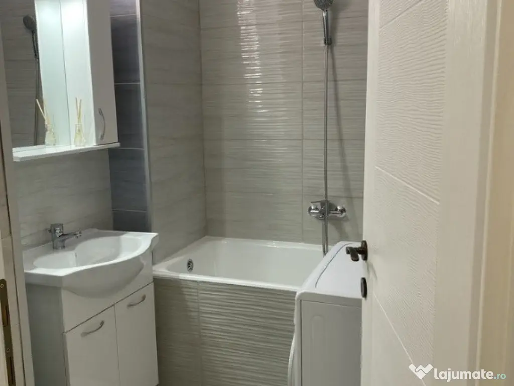 Garsoniera de inchiriat zona Berceni (Piata Sudului - str Voila)