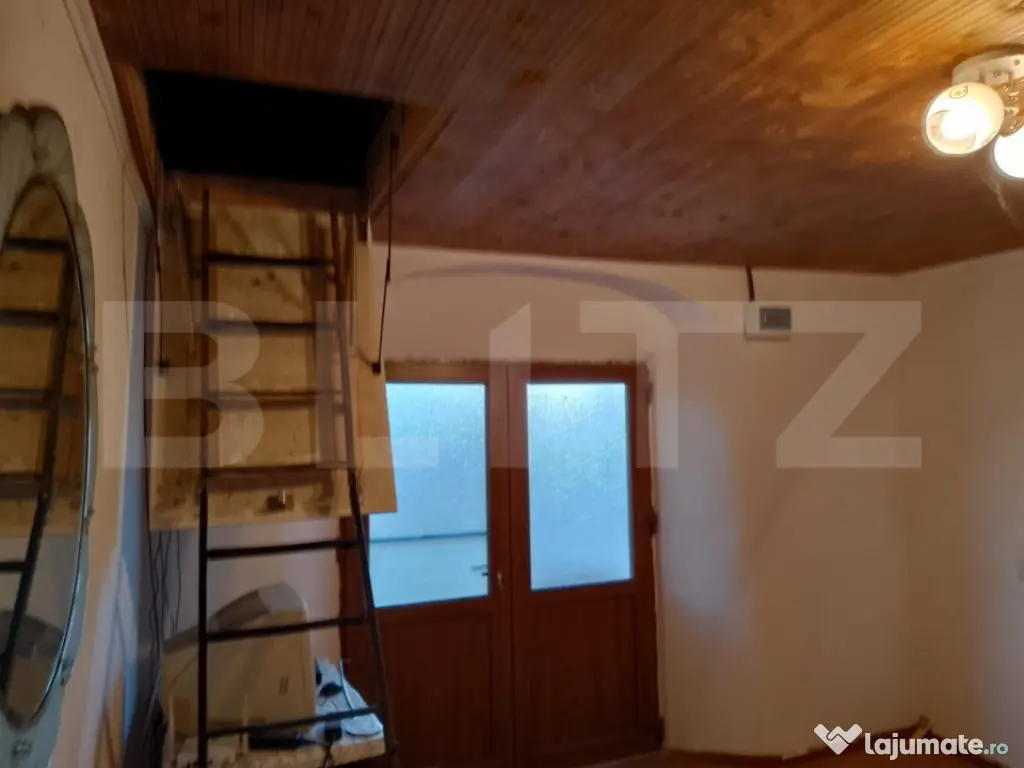 Casa renovata in Piscu Sadovei, 70 mp utili, 2200 mp curte