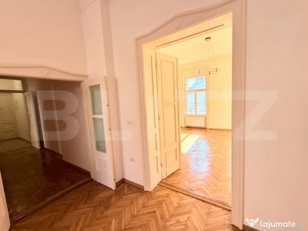 Apartament 3 camere, 86 mp, zona Sinaia
