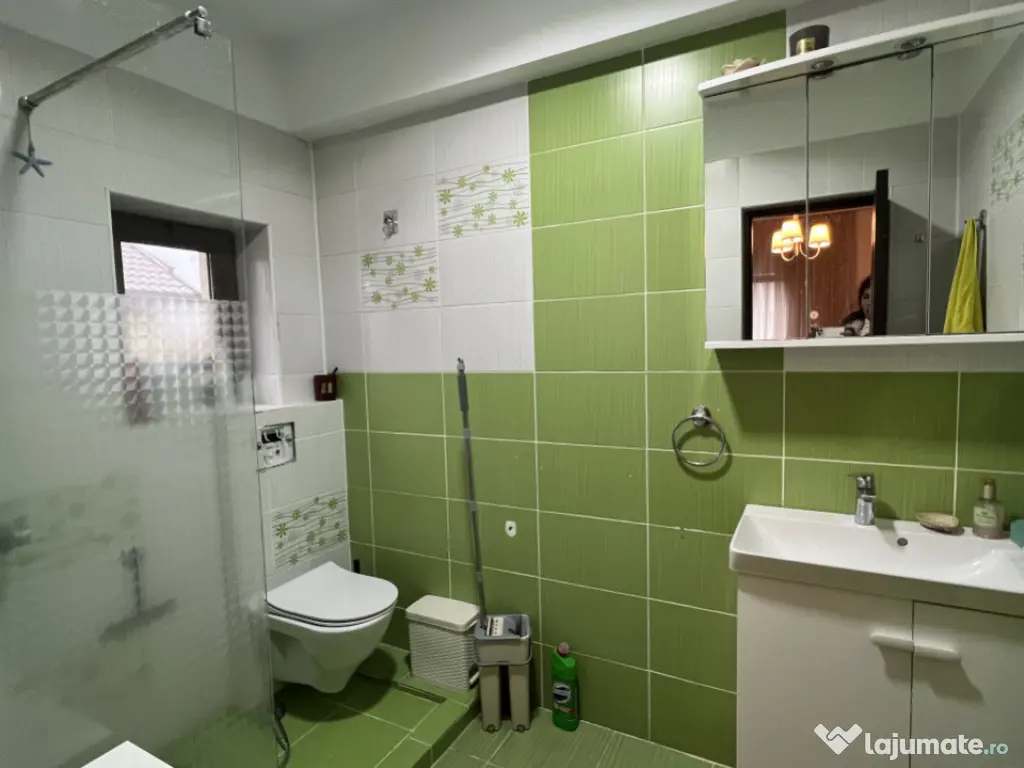 Vila de inchiriat Clinceni, 4 camere, 600 mp curte