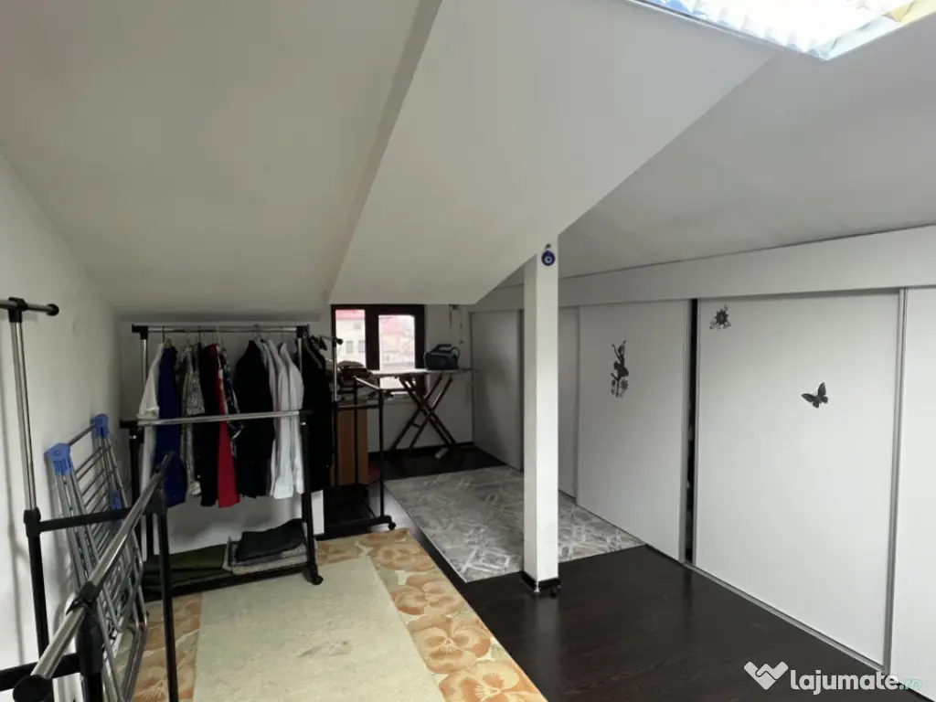 Vila de inchiriat Clinceni, 4 camere, 600 mp curte