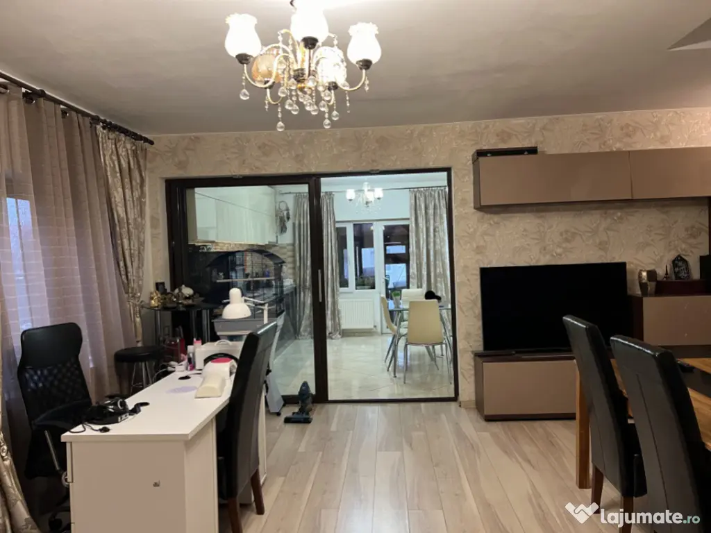 Vila de inchiriat Clinceni, 4 camere, 600 mp curte