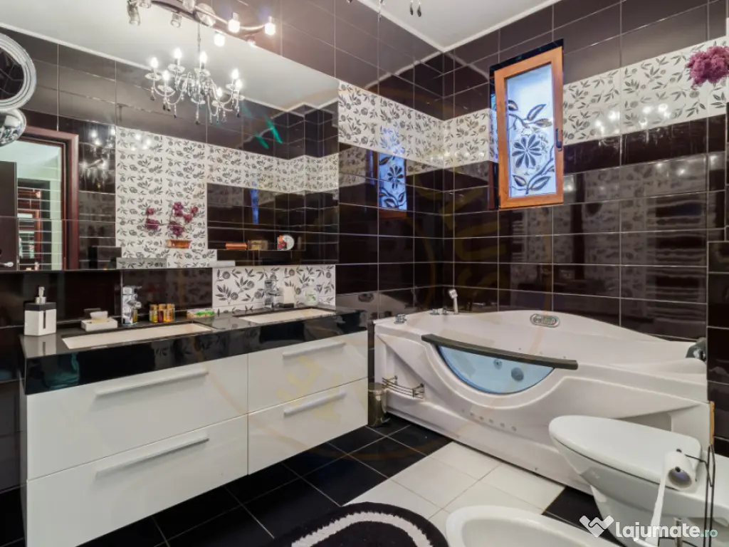 Casa impresionanta - Curte generoasa si Piscina - Otopeni! 