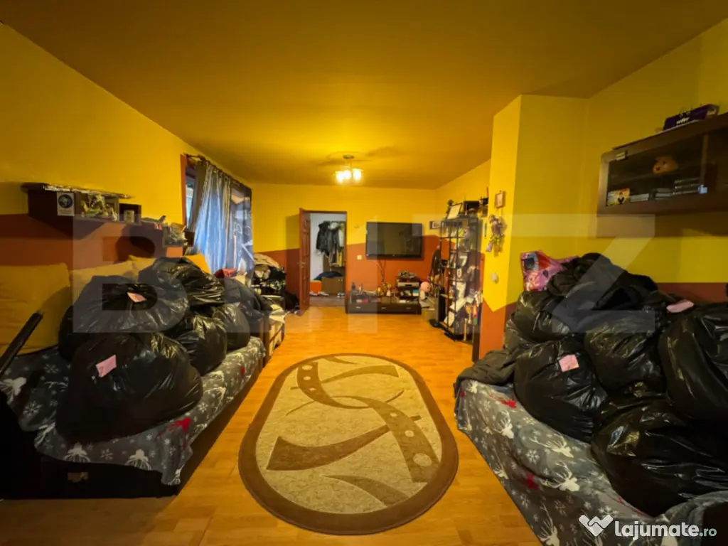 Casa cu 5 camere 300 mp in Hunedoara