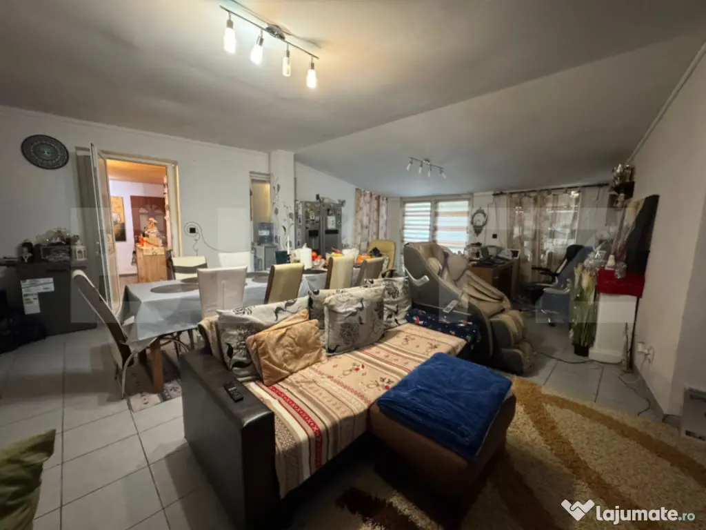 Casa cu 5 camere 300 mp in Hunedoara