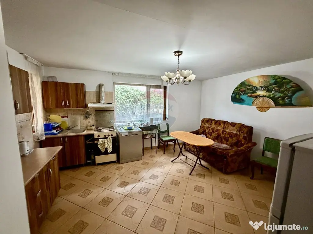 Casă / Vilă cu 4 camere Vanatori