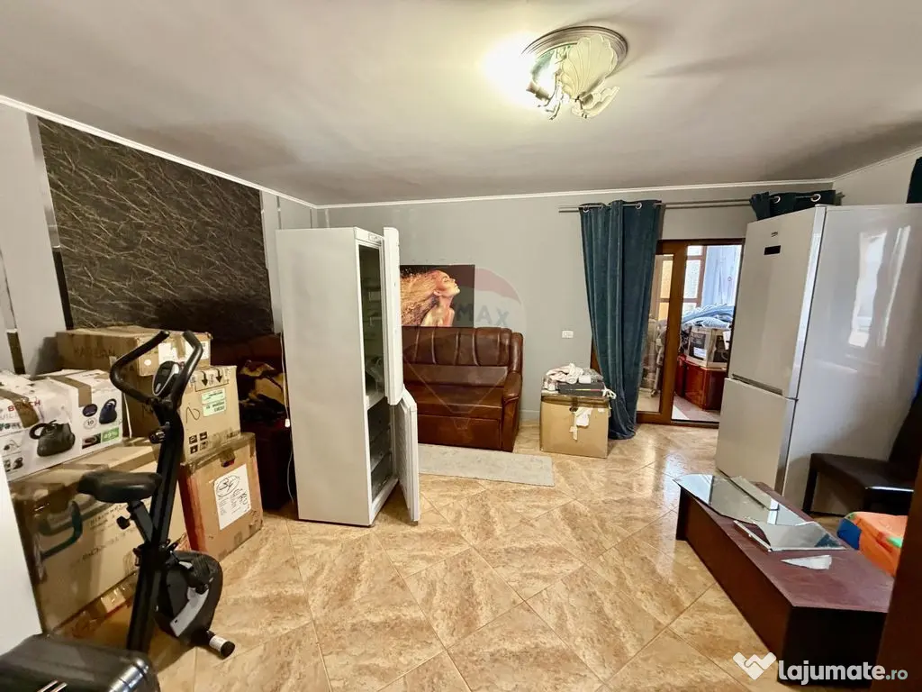 Casă / Vilă cu 4 camere Vanatori