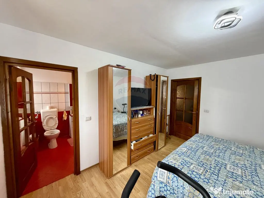 Casă / Vilă cu 4 camere Vanatori