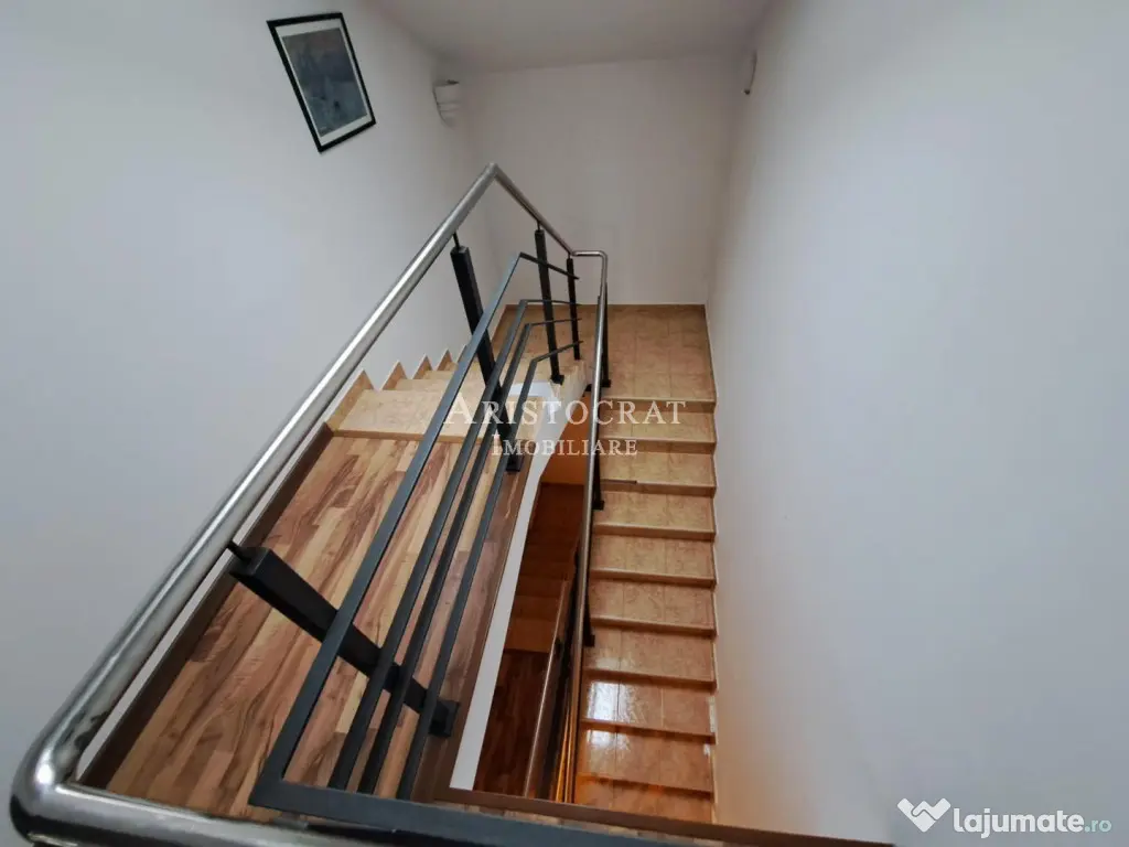 Inchirieri vila 7 camere 