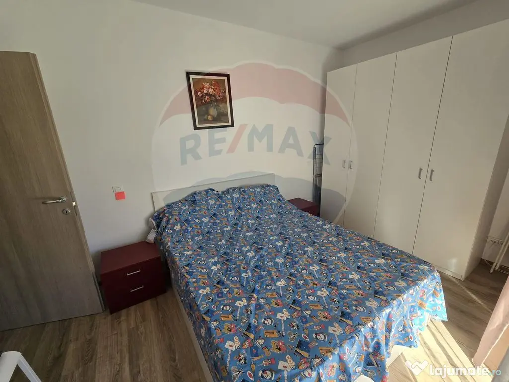 DE VANZARE Apartament cu 3 camere CLUB LAC SNAGOV 