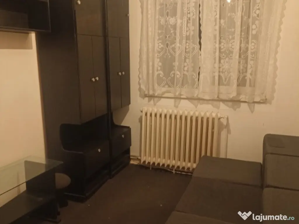 De vânzare apartament cu 3 camere în Sfântu Gheorghe