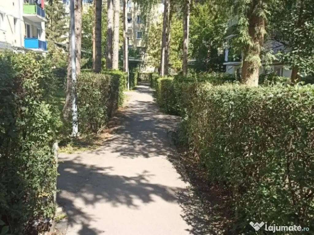 De vânzare apartament cu 3 camere în Sfântu Gheorghe