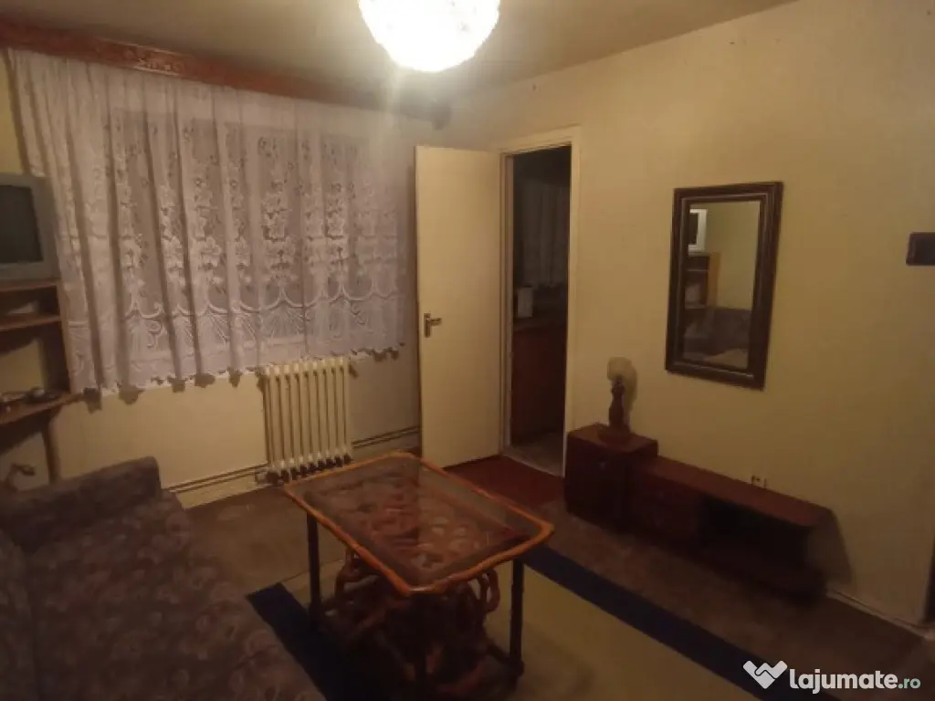 De vânzare apartament cu 3 camere în Sfântu Gheorghe