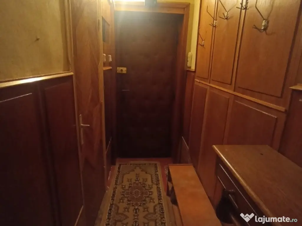 De vânzare apartament cu 3 camere în Sfântu Gheorghe