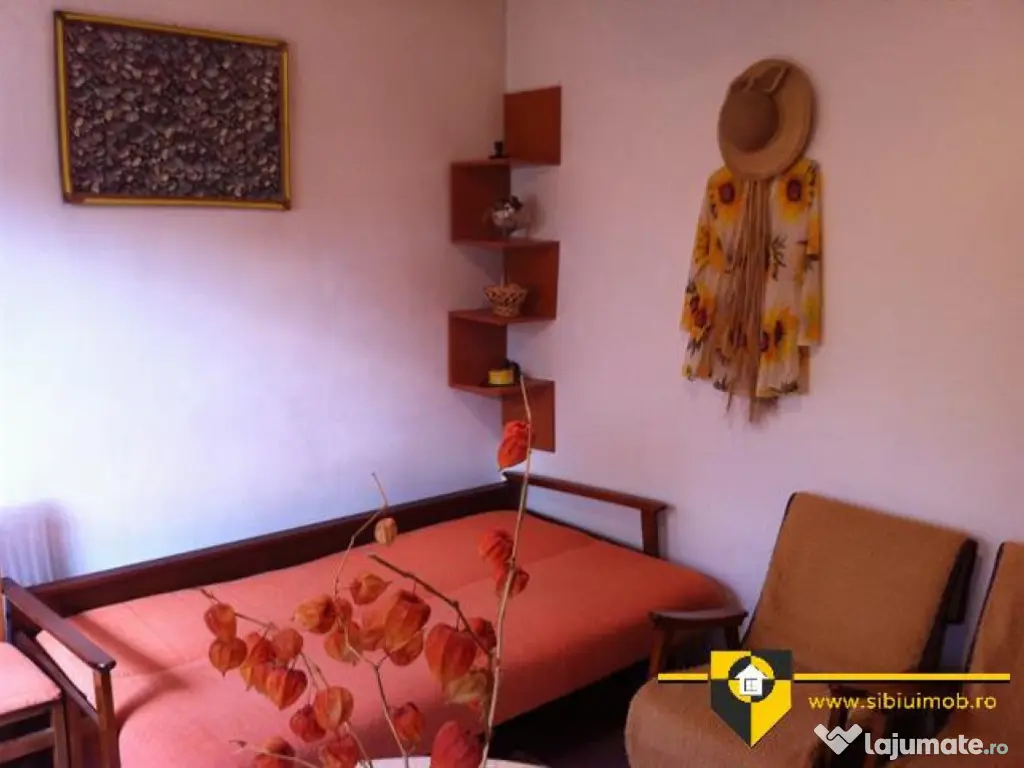 Garsoniera la casa str.moldoveanu-milea acces separat 