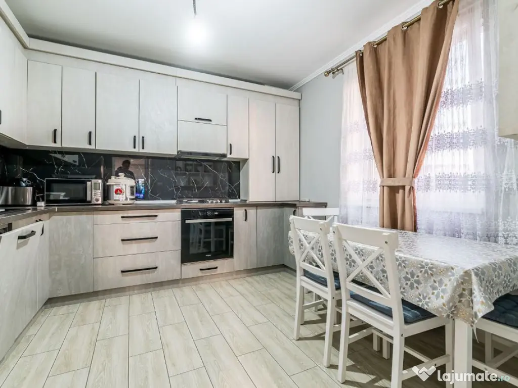 VÂNDUT! Apartament 2 camere, bloc nou, malul Mureșului 