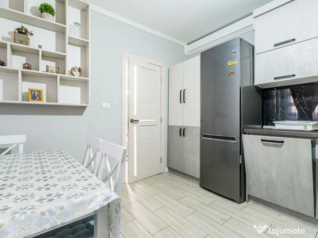 VÂNDUT! Apartament 2 camere, bloc nou, malul Mureșului 
