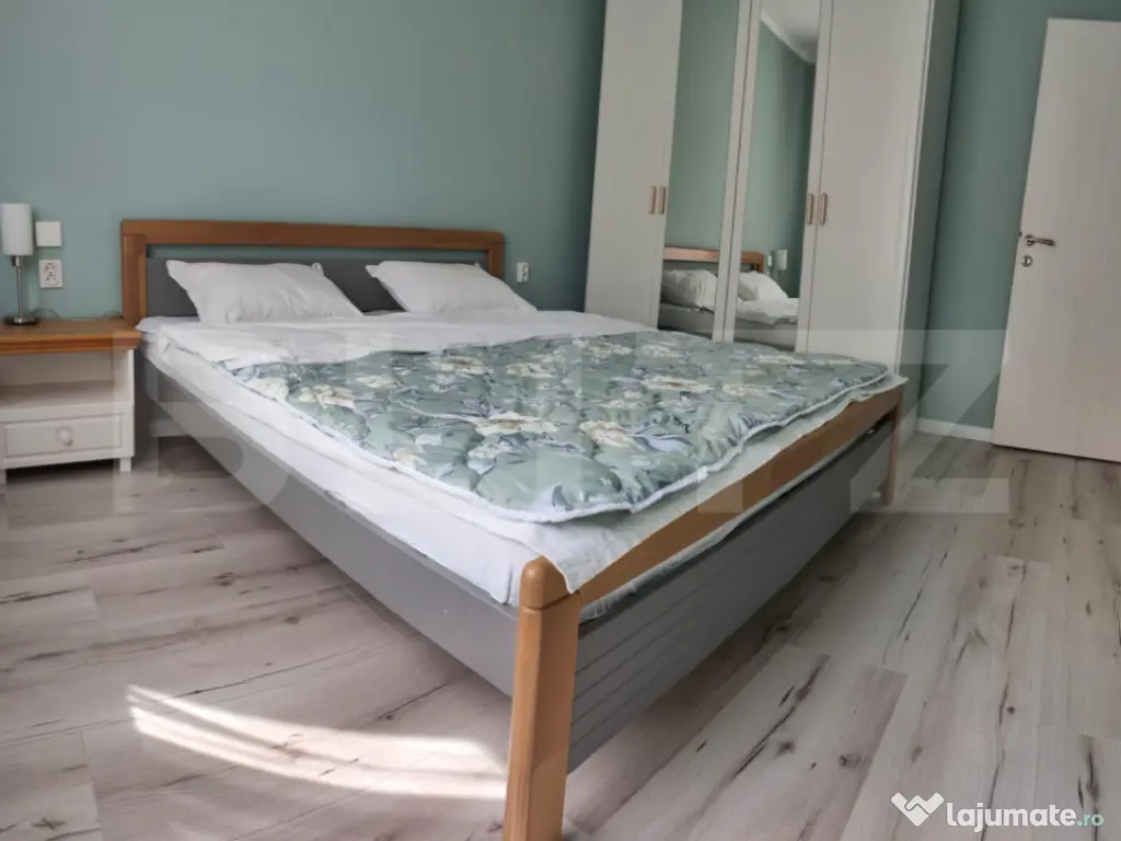 Apartament cu 3 camere, 62 mp, parcare, zona Sesul de Sus