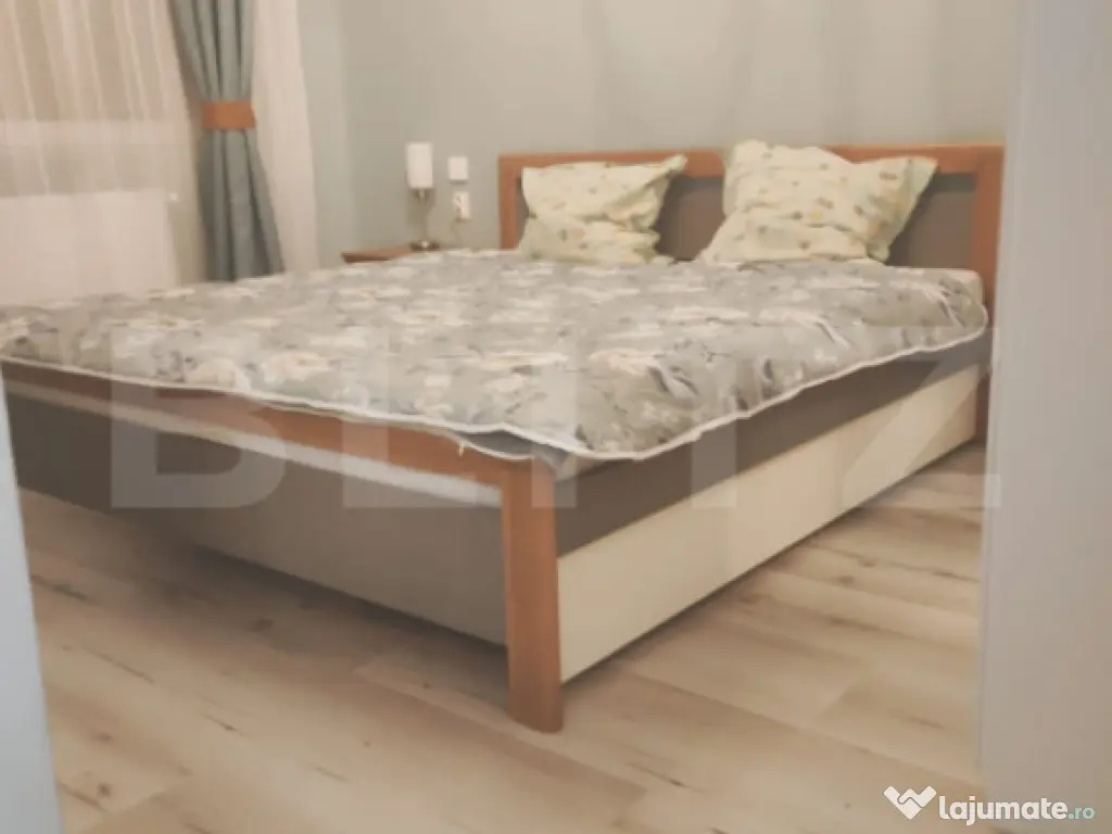 Apartament cu 3 camere, 62 mp, parcare, zona Sesul de Sus