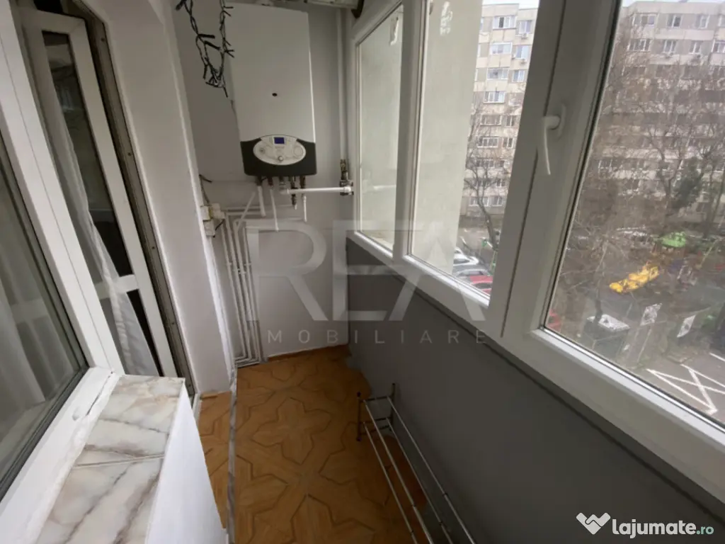 2 camere-Semidecomandat-Strada Barca