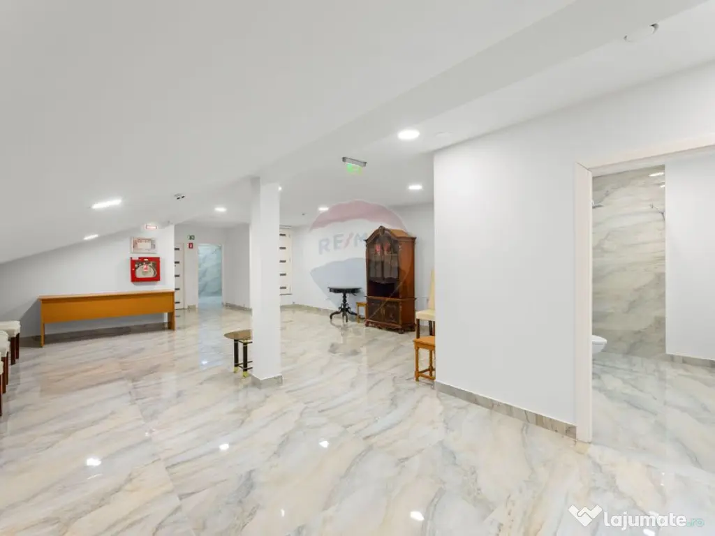 Spațiu comercial de închiriat la mansarda 